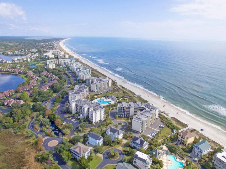 Resort Litchfield By The Sea