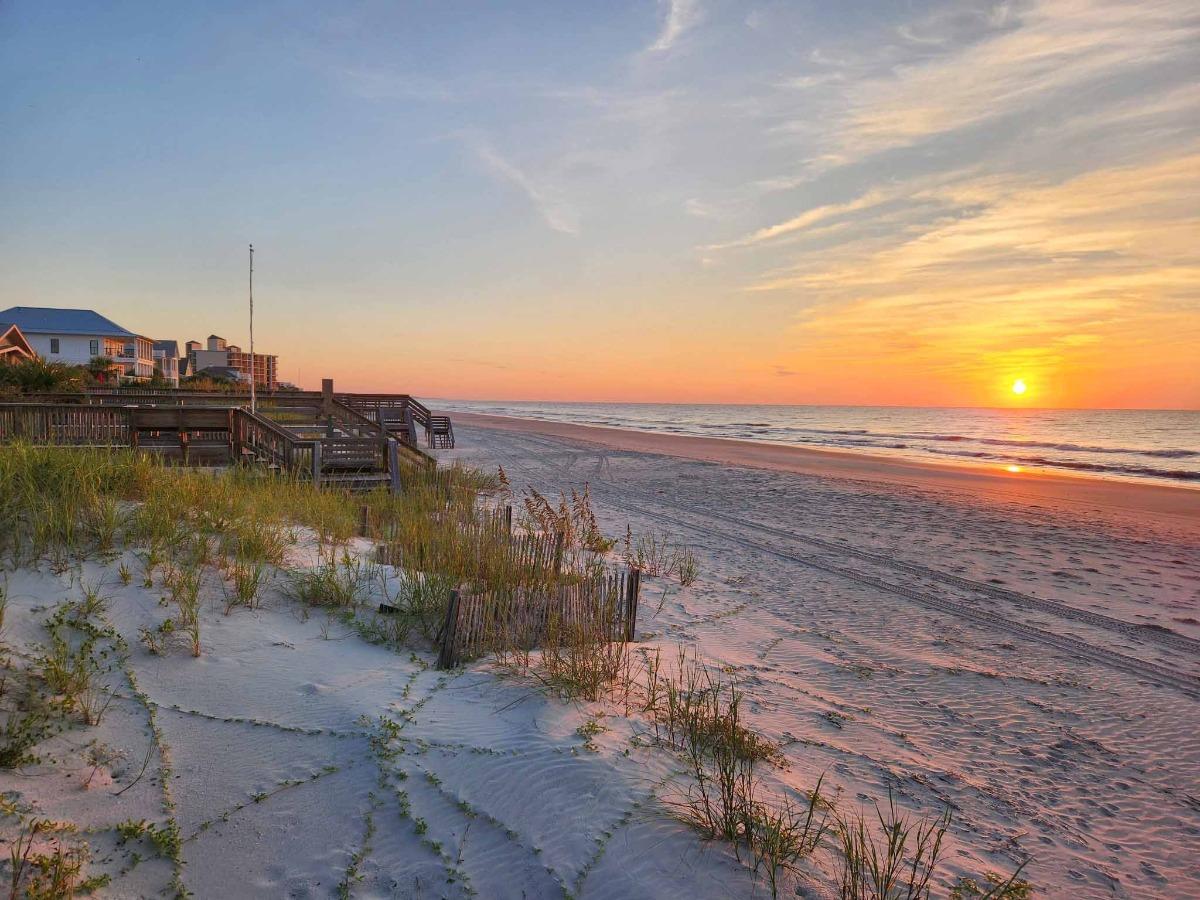 Oceanfront Rentals Litchfield Beach